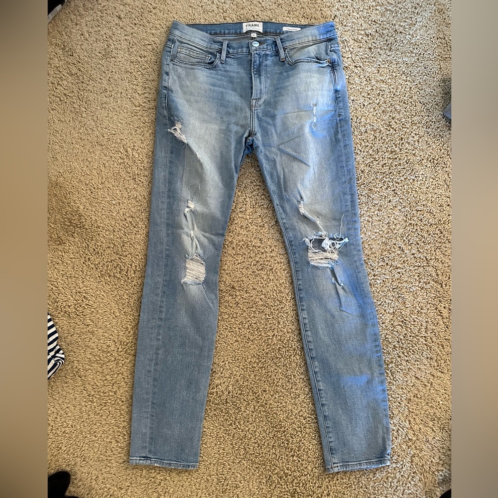 Frame Jeans. Size 32